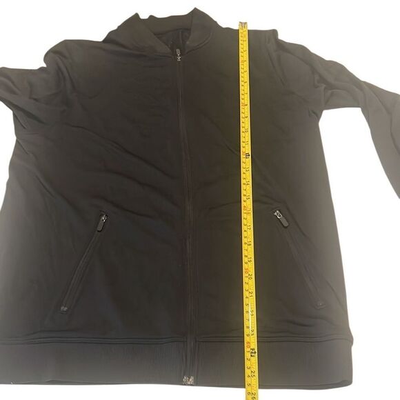 Lululemon Black Seamless Sweat Wicking Training Jacket Size 12 - Picture 9 of 9